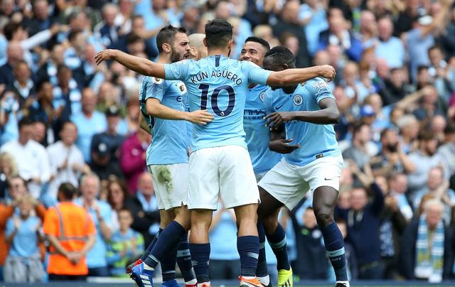  曼城卫冕之路遇挑战，瓜迪奥拉轮换策略受质疑  